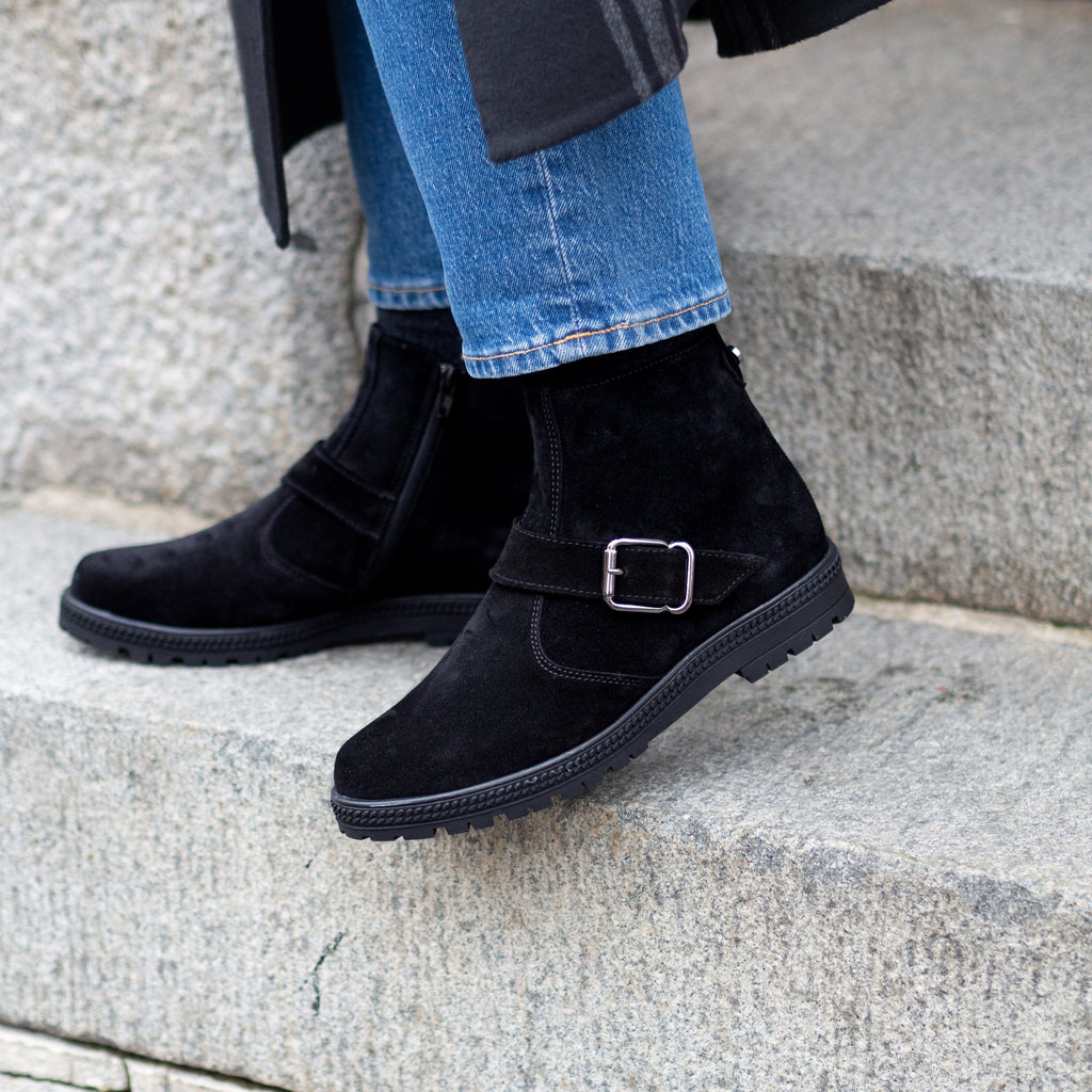 Nora suede ankle boot